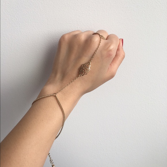 Ring bracelet - Picture 2 of 2