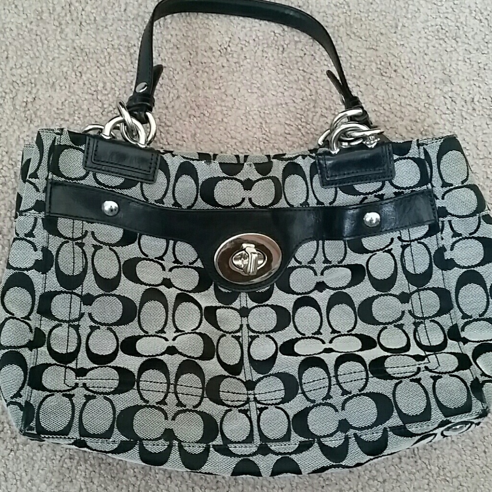 Coach Signature handbag