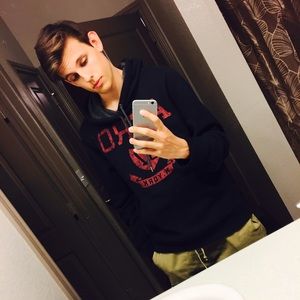 Meet your Posher, Creed