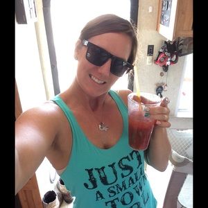 Meet your Posher, Jamie