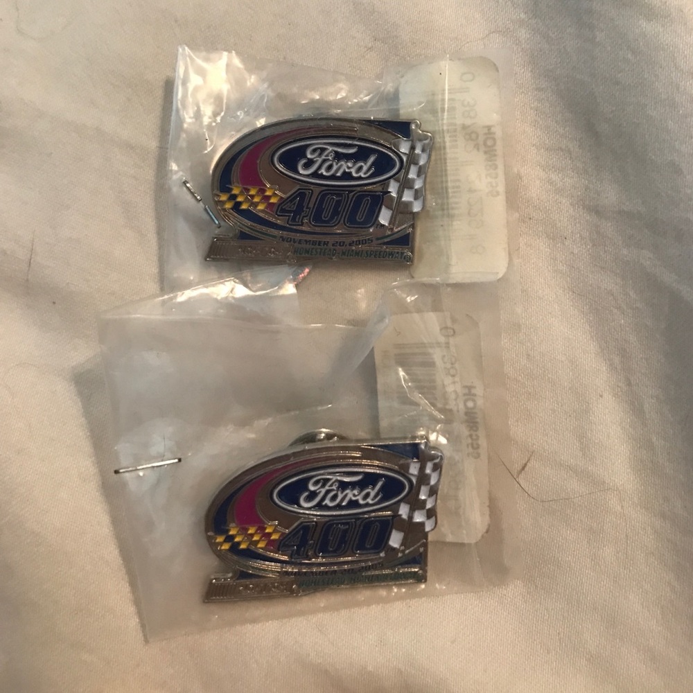 New Homestead Miami speedway Ford 400 pin lot of 2