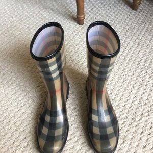 Burberry Rain Boots - 9.5