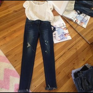 Brand new broken style Jean