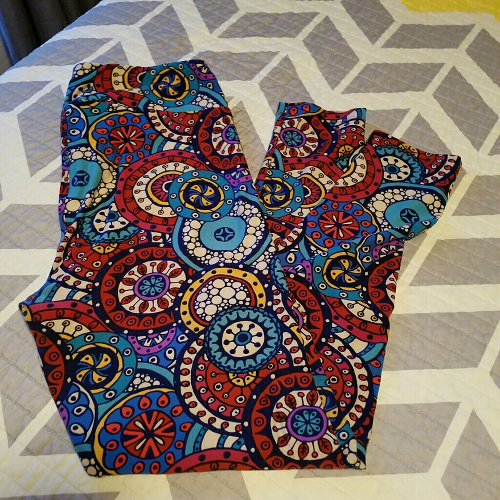 TC leggings spiral print