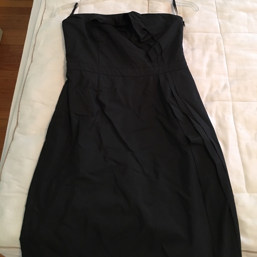 Ann Taylor Loft ruffle detail cocktail dress