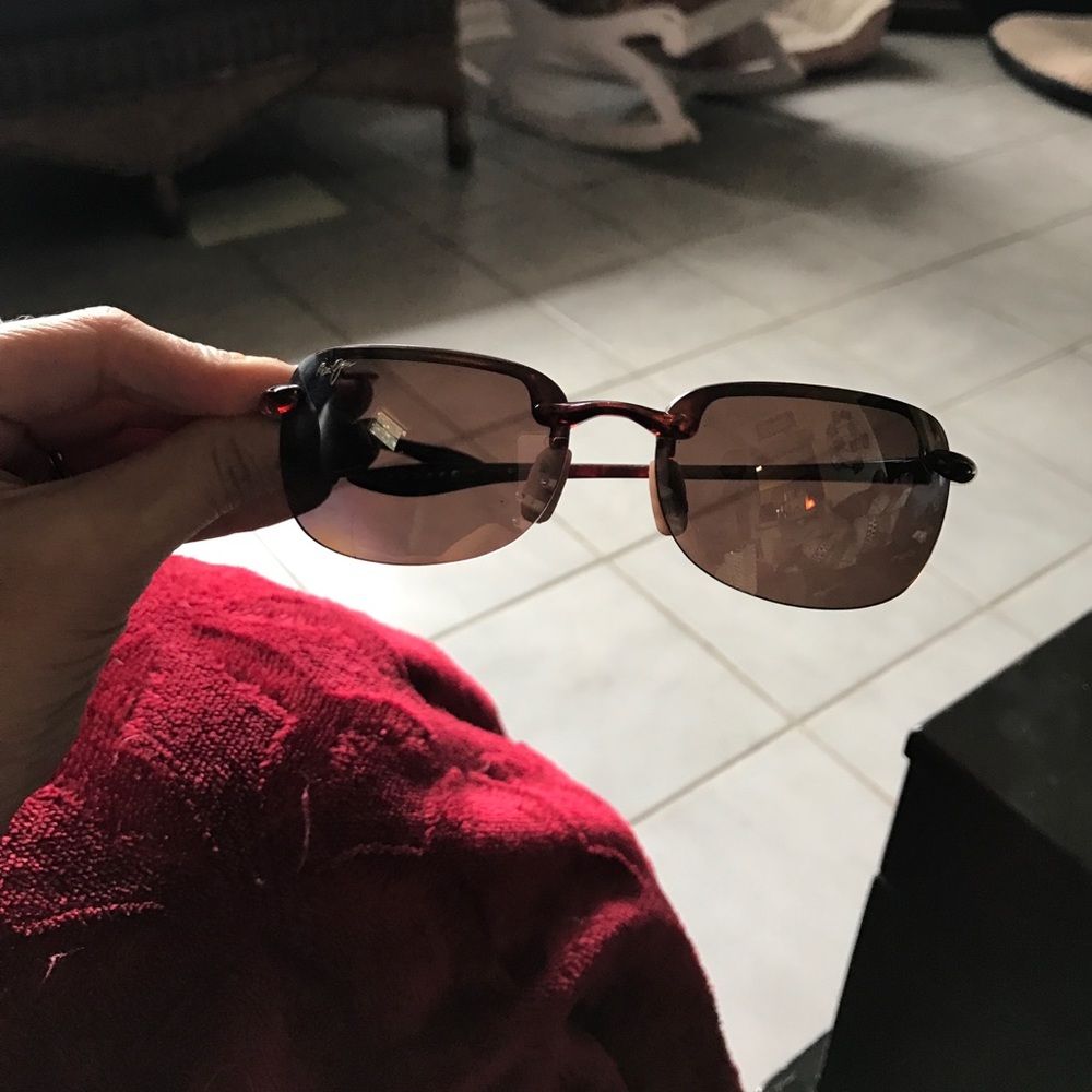 Woman's Maui Jims Sport glasses