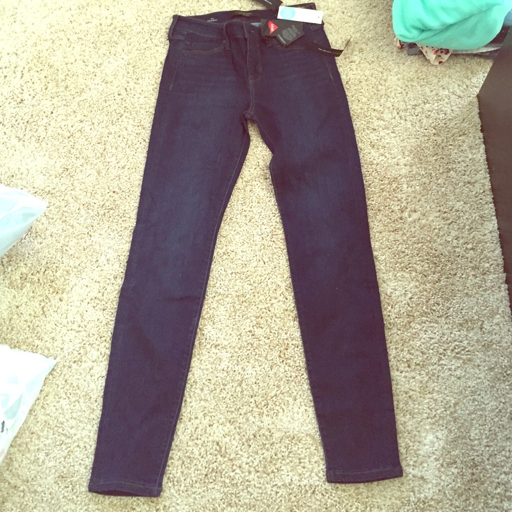 dark wash skinny jeans