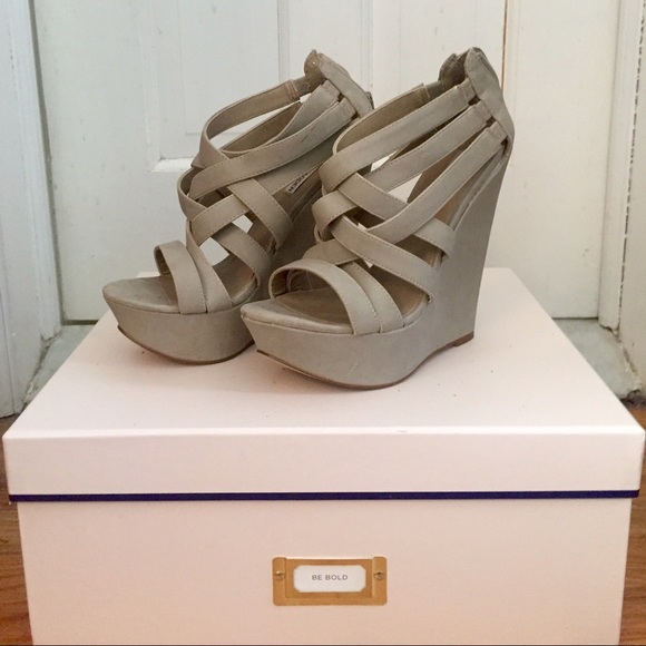 Steve Madden Strappy Platform Heel - Picture 1 of 5