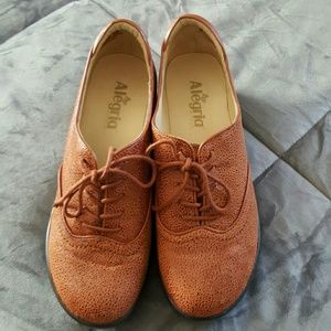 AlegrIa shoes size 39