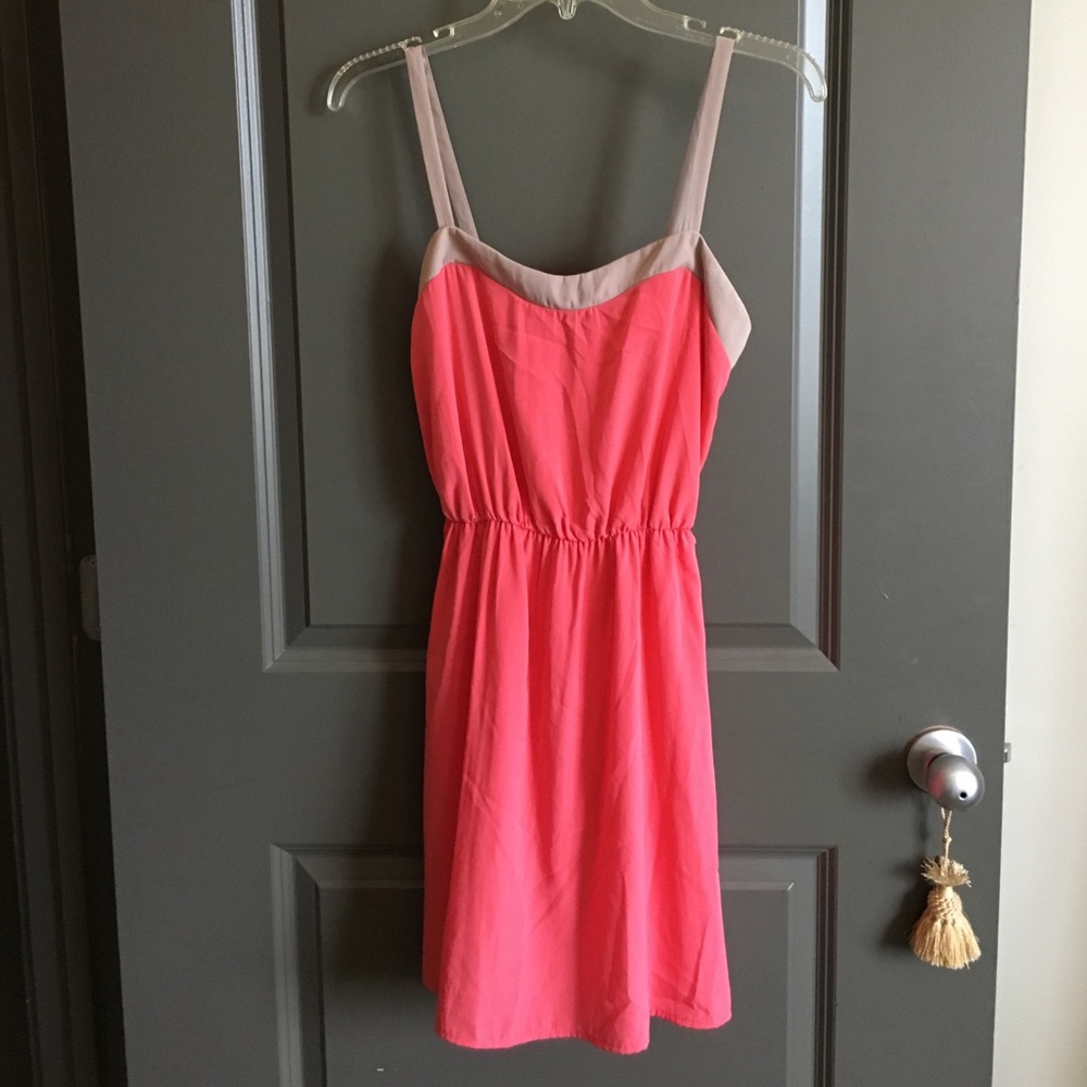 ⏰[Last Chance]⏰ Coral and Tan Boutique Dress