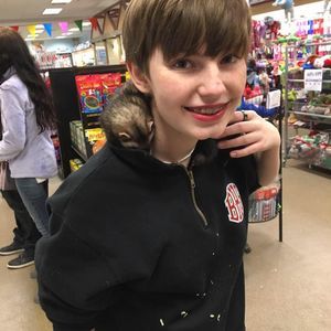 Meet your Posher, Elspeth