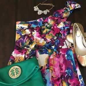 One-shoulder 🎉 PARTY 🎉 Dress Bisou Bisou