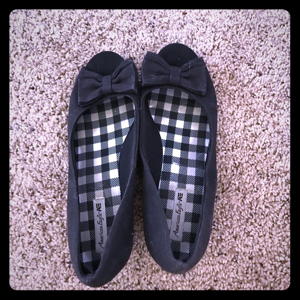 1 and a half inch, black high heels with bow