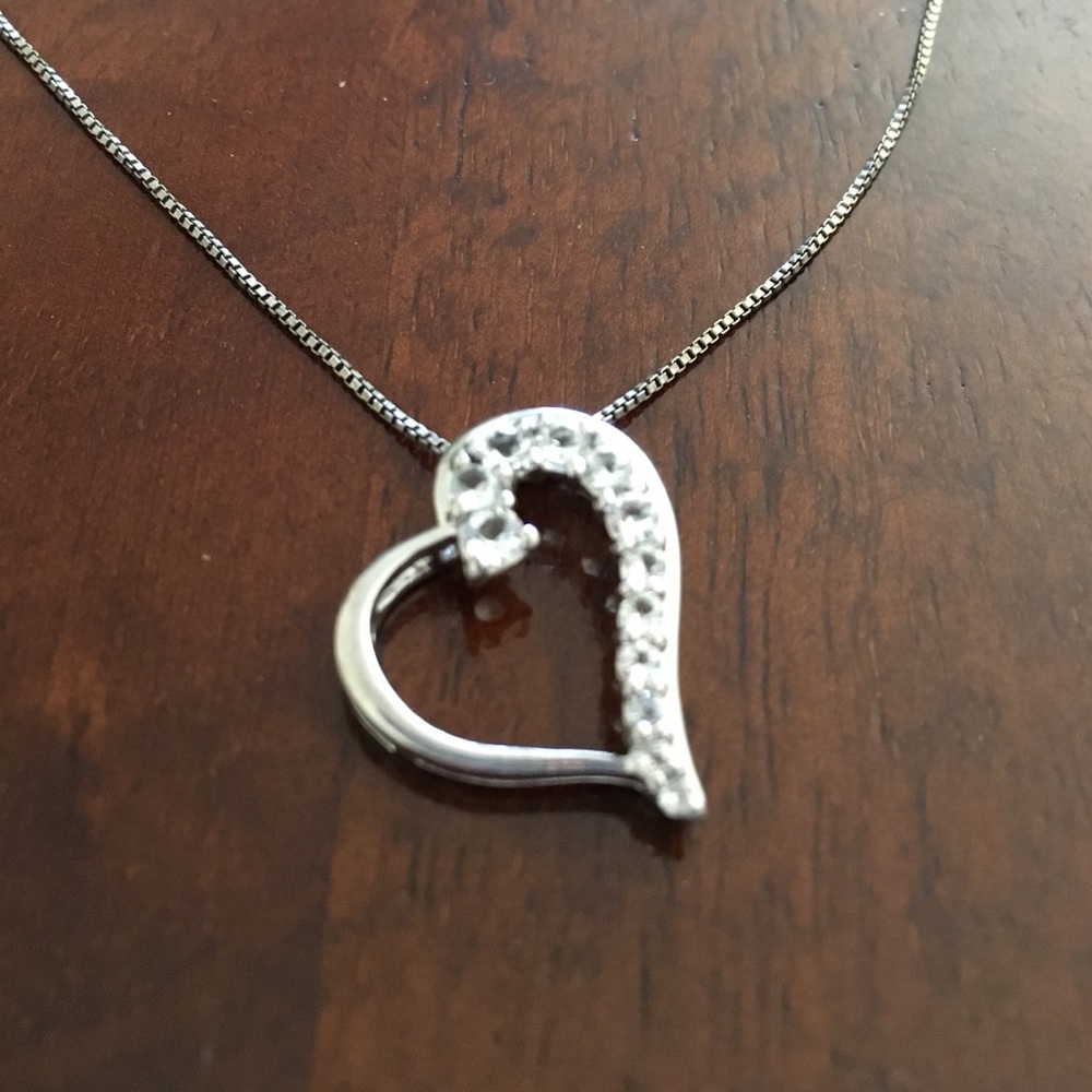 Silver heart necklace