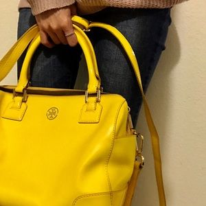 Tory Burch Robinson Middy Satchel Yellow
