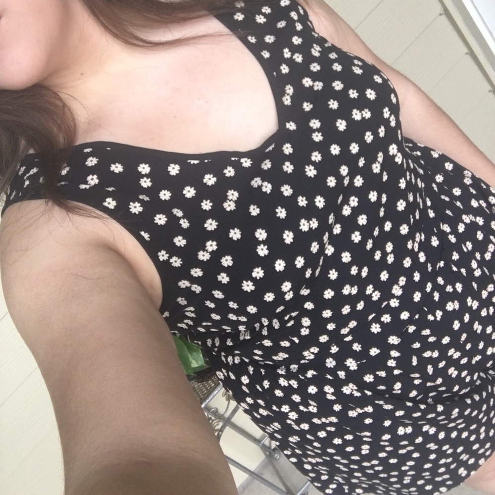 Romper - Picture 2 of 4
