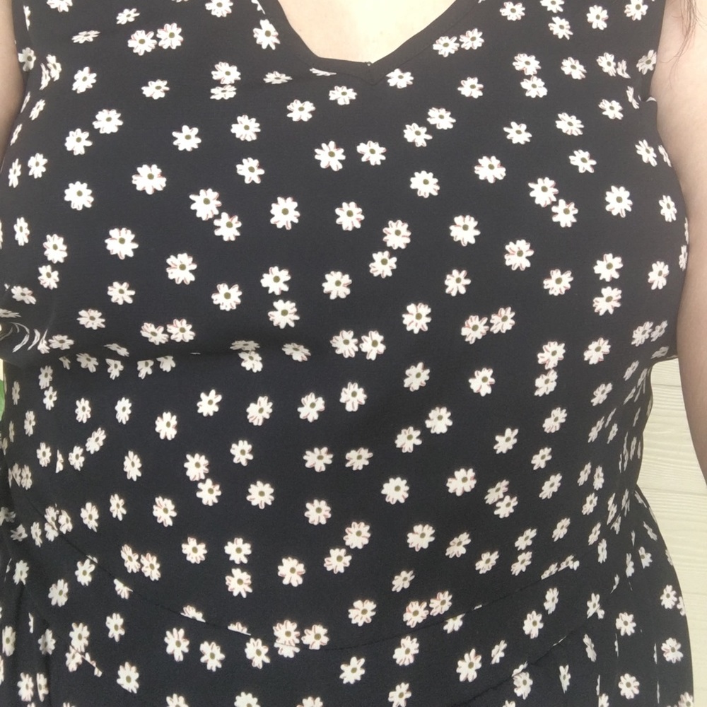 Romper - Picture 3 of 4