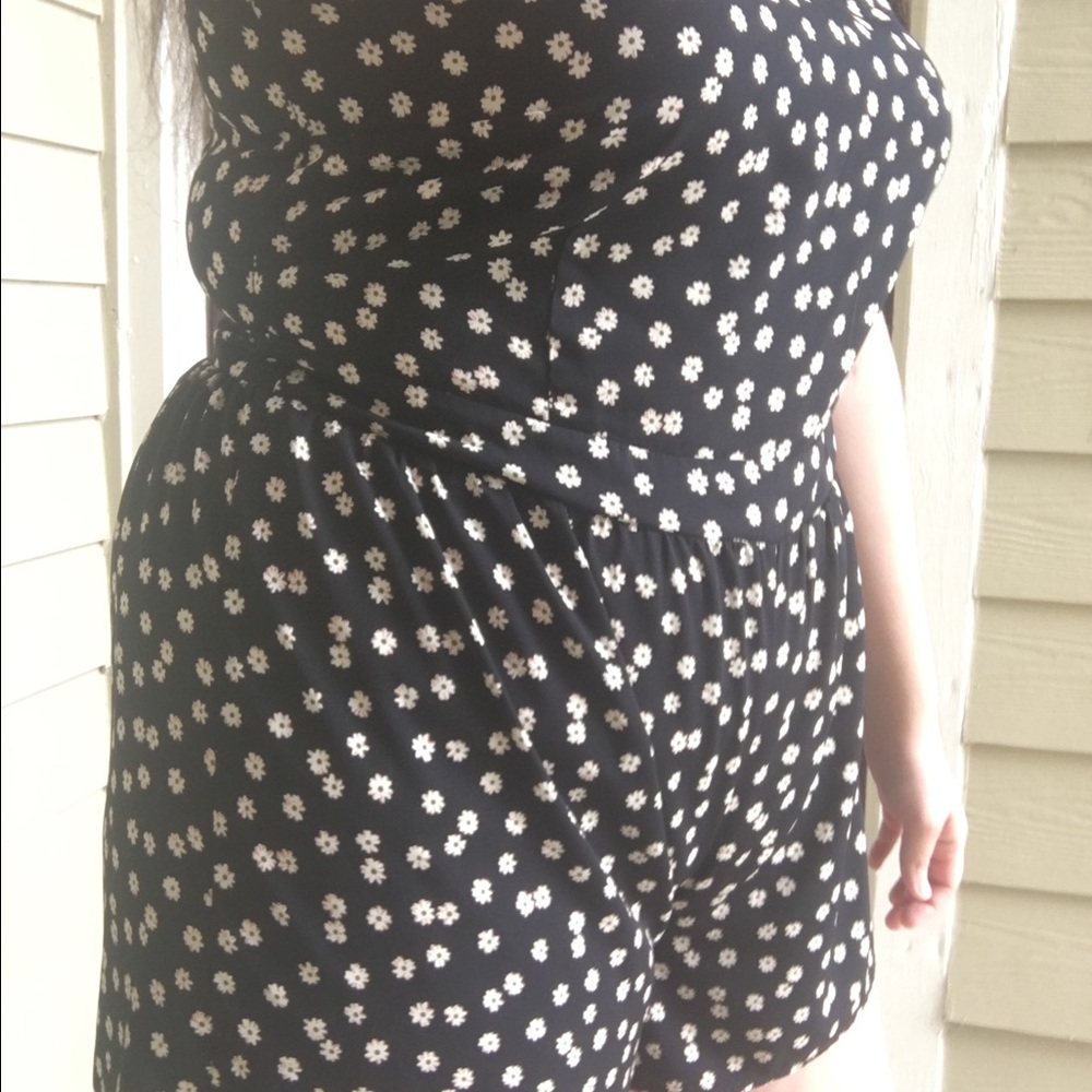 Romper - Picture 4 of 4