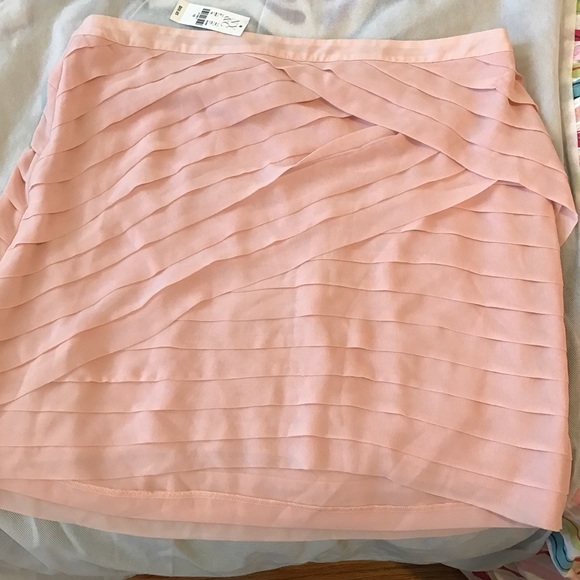 NY & Company Peach Multitiered Skirt - Picture 3 of 4