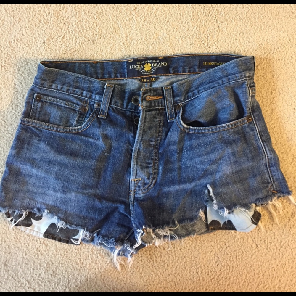 ripped denim shorts