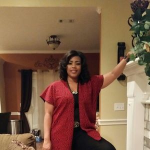 Meet your Posher, Tuwanda