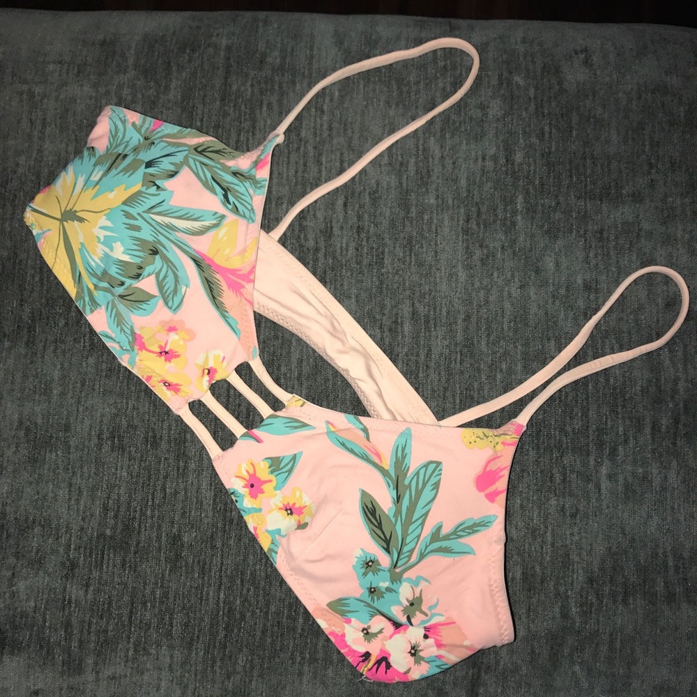 Rip curl reversible bikini top