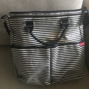 💋SOLD💋Adorable Skip*Hop Diaper Bag