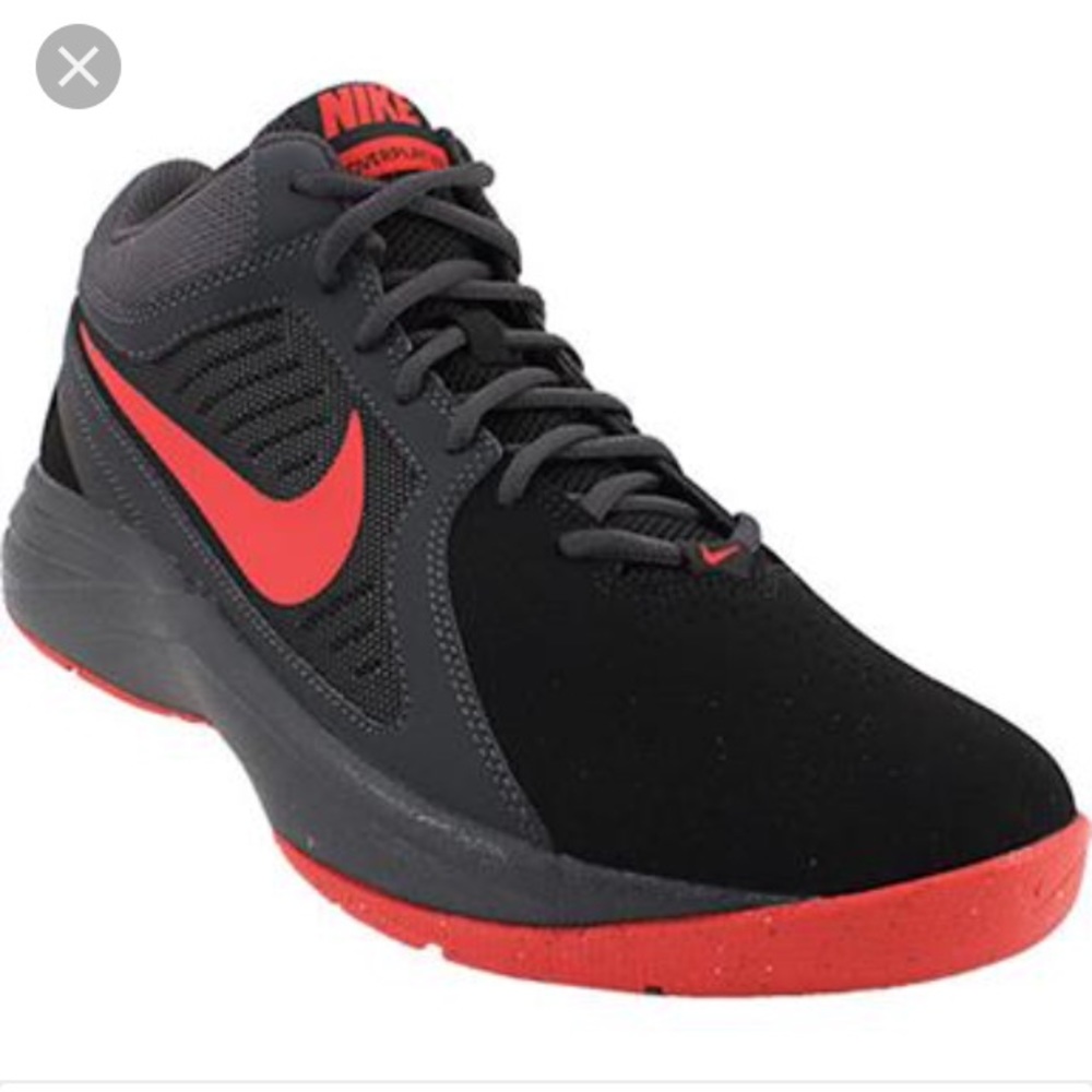 Nike overplay viii