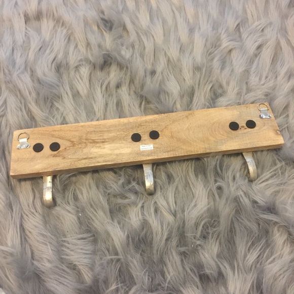 Hanger Rack - Picture 2 of 3