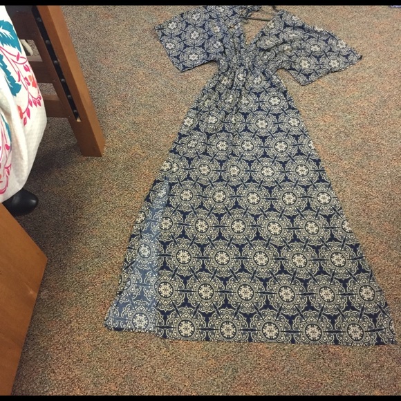 Blue and Tan printed rue21 maxi dress - Picture 2 of 3