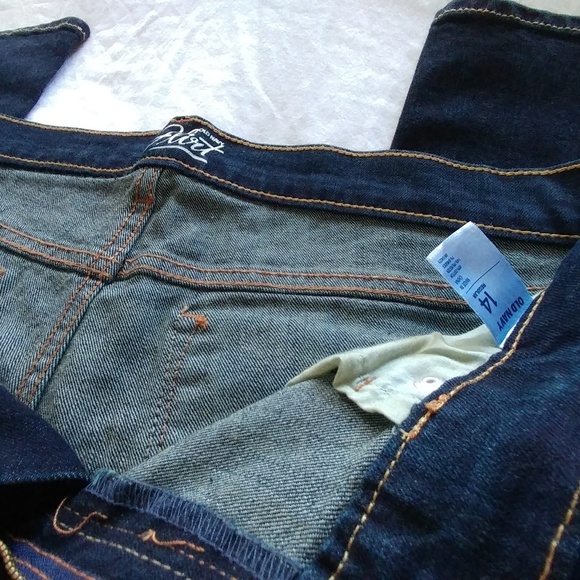 NWOT Skinny Jeans - Picture 3 of 3