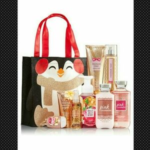 Bath & Body Works Penguin Holiday Tote 10pc Bundle