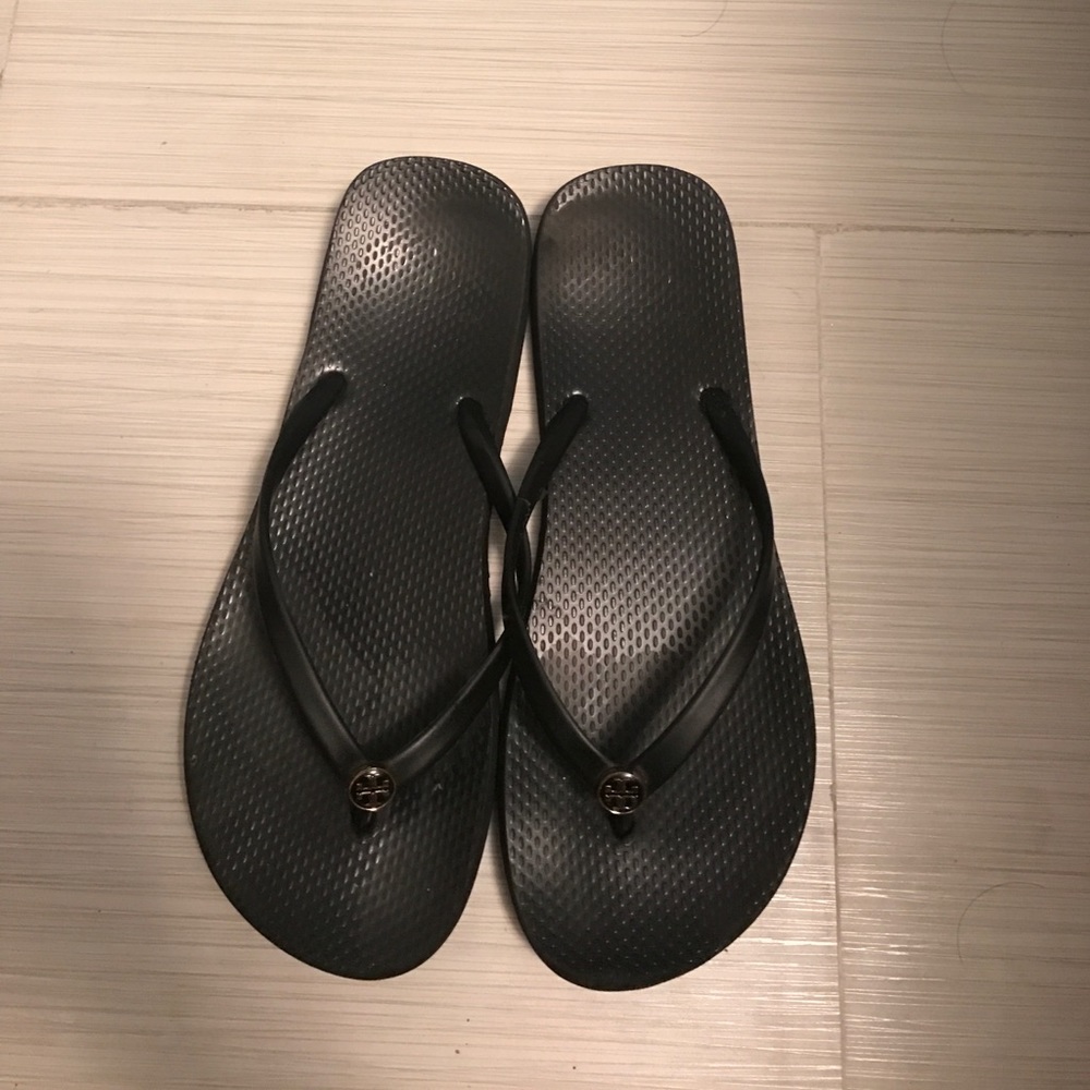 Black Tory Butch sandals
