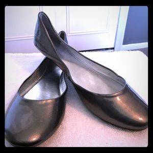 Sparkling Grey Flat Shoes