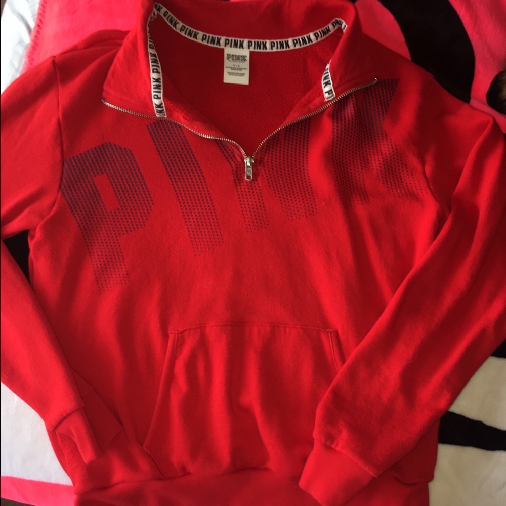VS PINK pullover