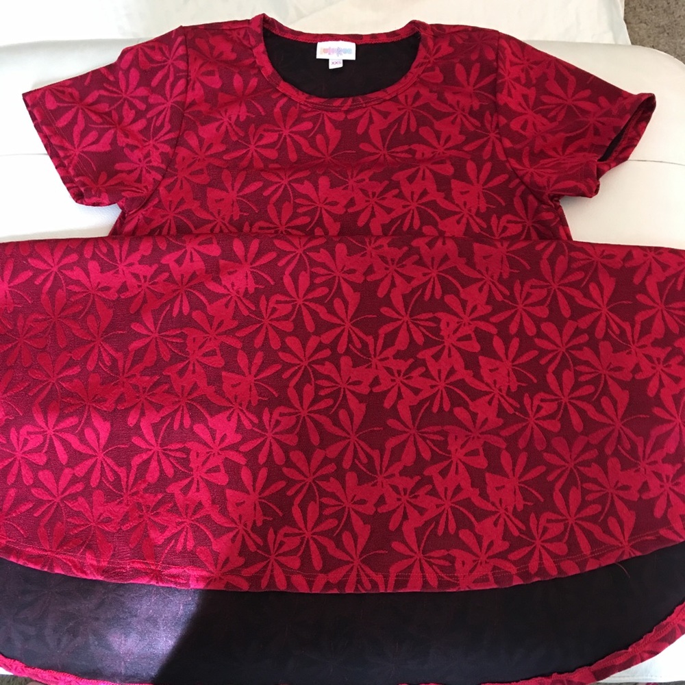 Like new XXS Lularoe Carly.