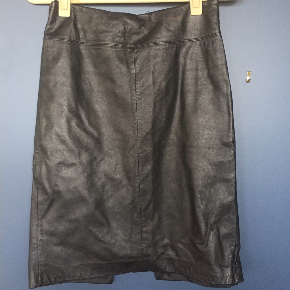 100% leather pencil skirt. RALPH by Ralph Lauren