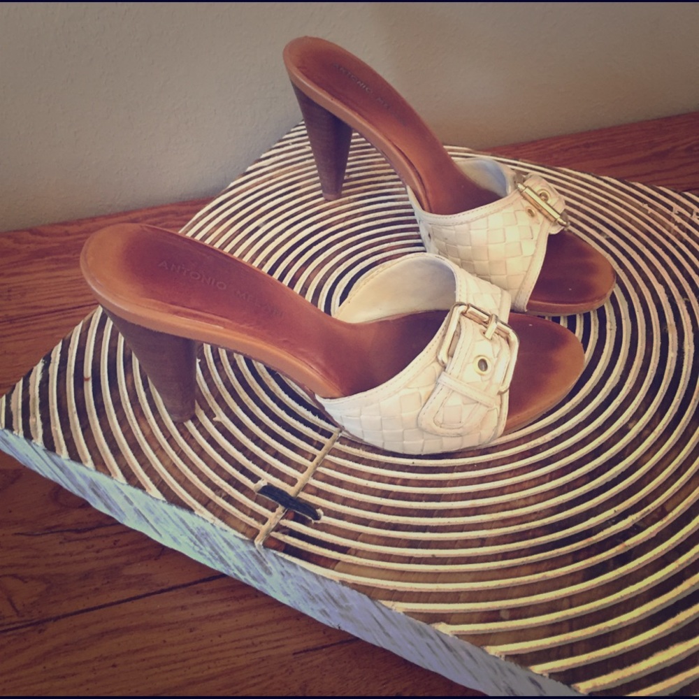 Antonio Melani Slide on Sandals