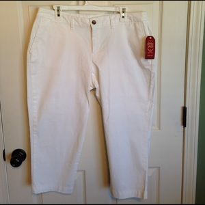 NWT Faded Glory Chino Capri pants, size 14