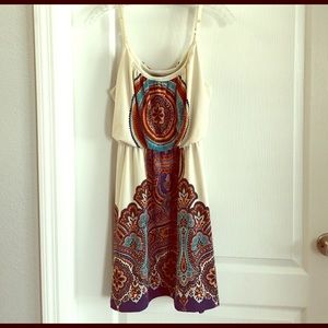 Short summer dress with adjustable straps