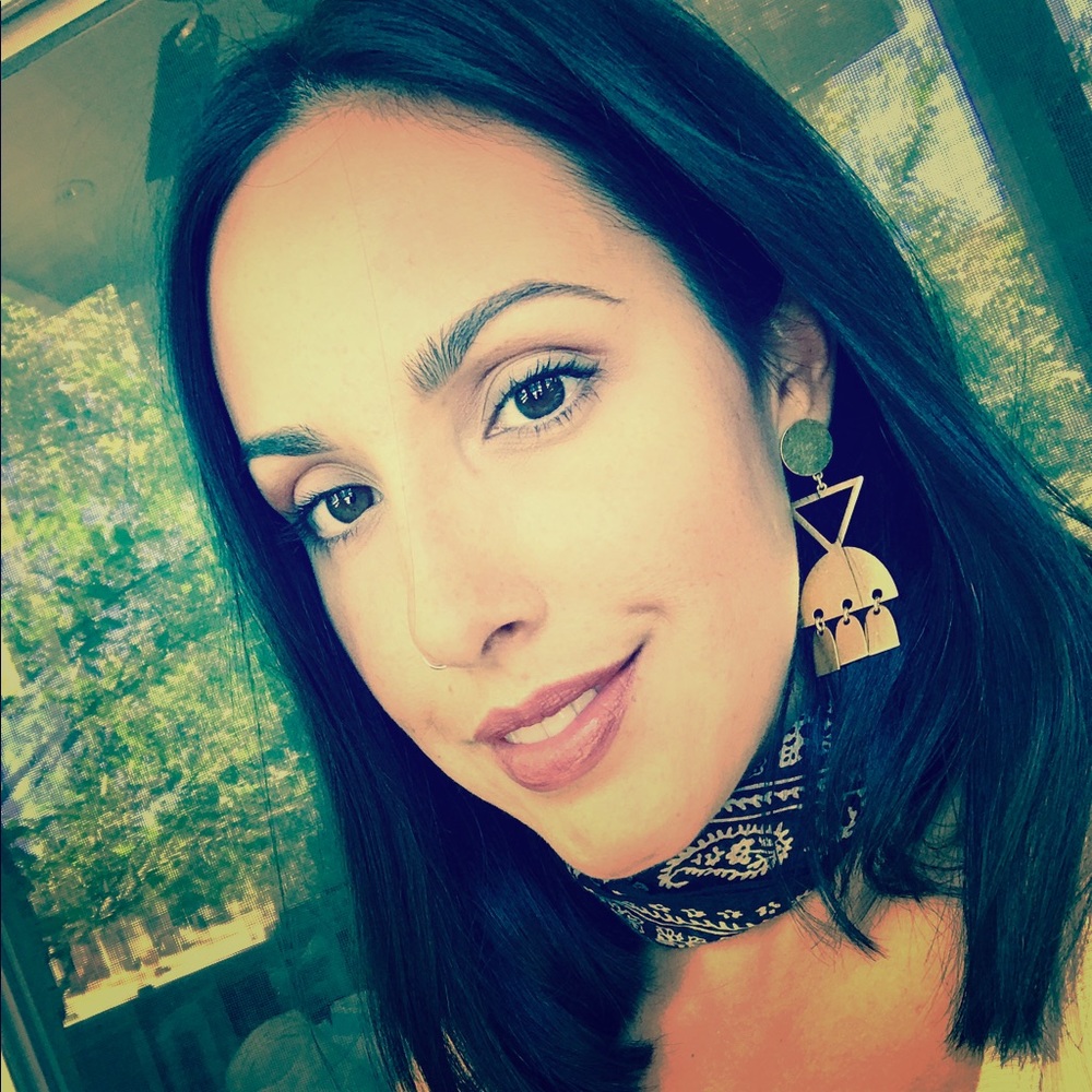 Meet your Posher, Andrea