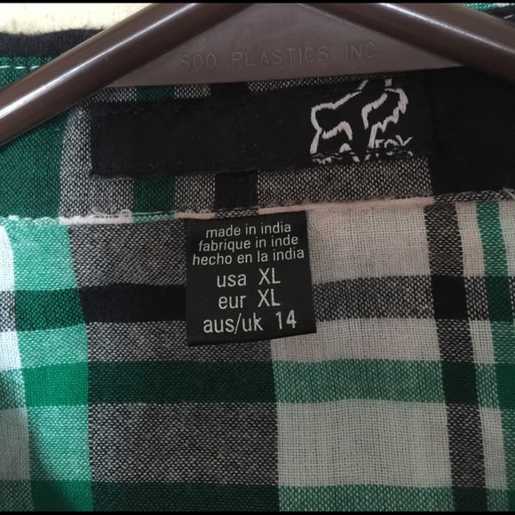 Fox double pocket button-down plaid ladies blouse - Picture 2 of 3