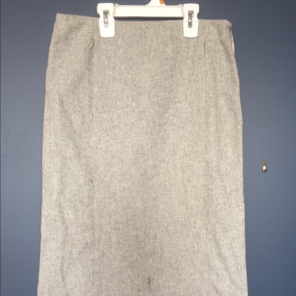 RALPH by Ralph Lauren. Wool pencil skirt.