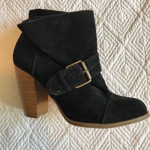 Quipid Black Buckle Booties