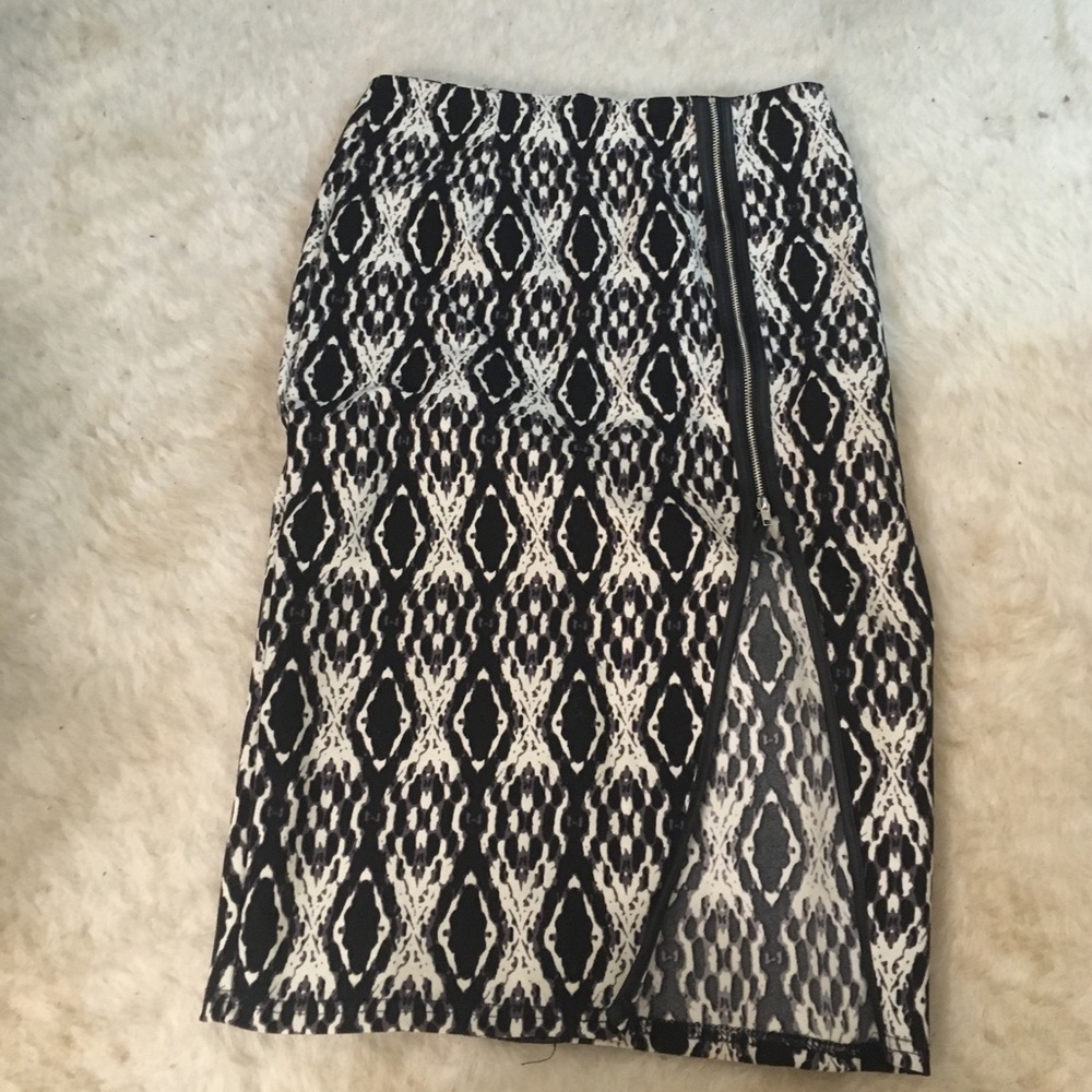 Mika & gala skirt from LF - size 10 LF, size M