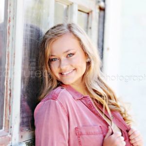 Meet your Posher, Caylie