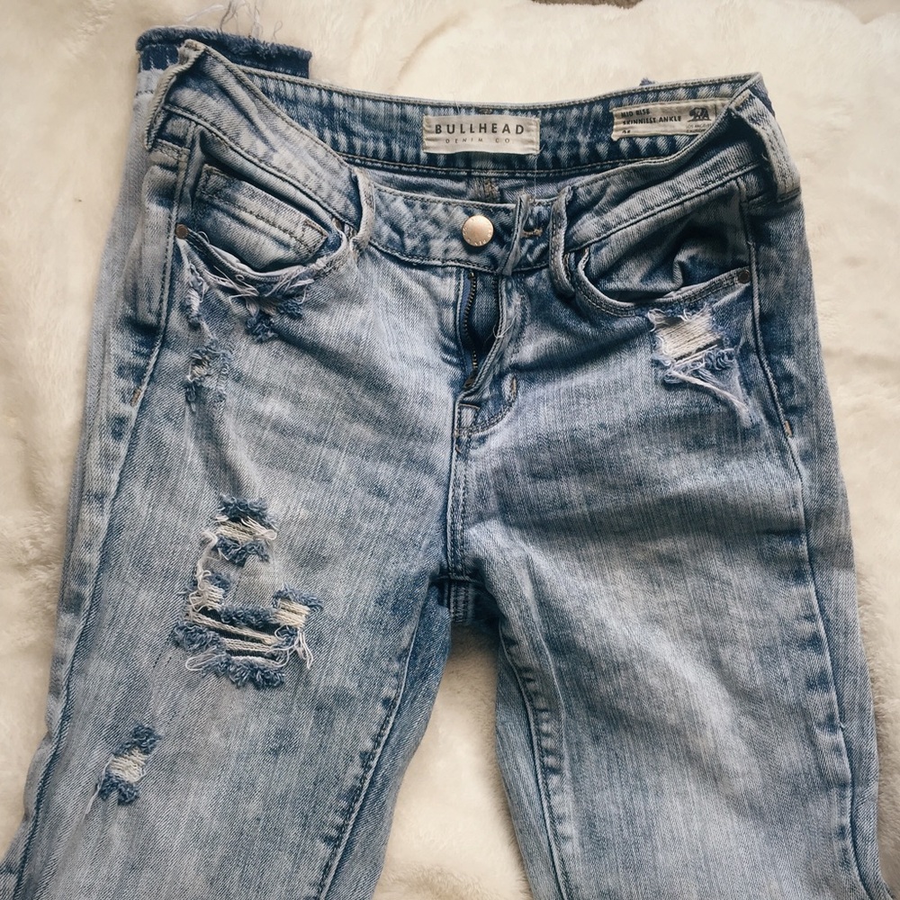 Bullhead Distressed Mid-Rise Skinniest Ankle Jeans