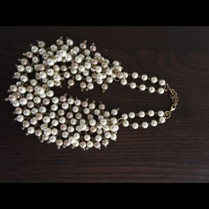 Stella and Dot Pearl cluster necklace