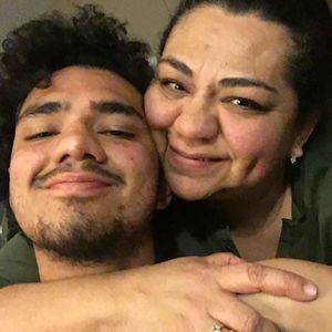 Meet your Posher, Magaña