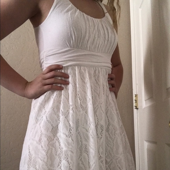 White Lace Dress - Picture 2 of 5